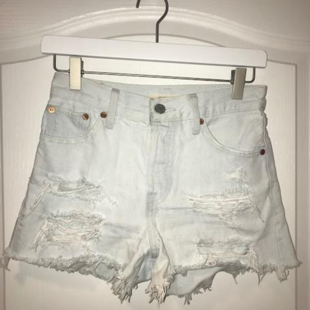 Levi's Wedgie Jean Short